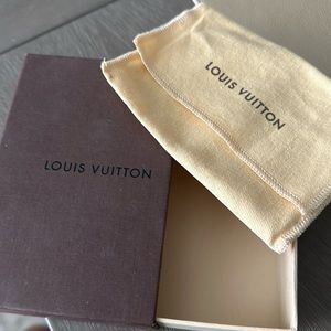 Louis Vuitton Vintage wallet box with dust bag